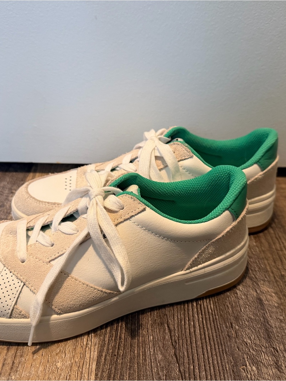 Keds Kids White, Beige & Green Low-Top Sneakers - Picture 2 of 5